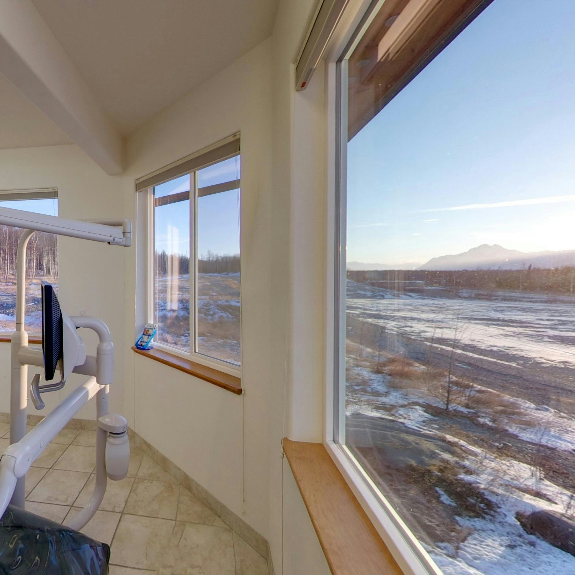 Aesthetic Family Dentistry office and 3D scanner