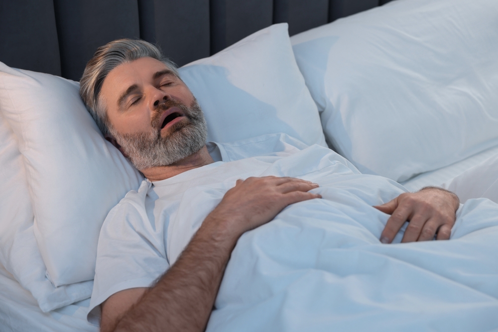 snoring vs sleep apnea