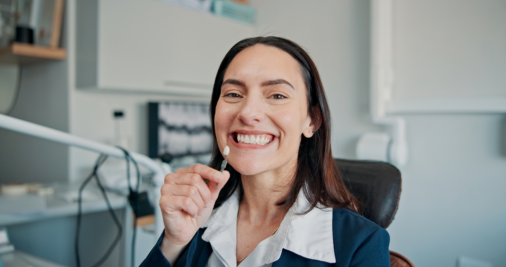 dental veneers vs porcelain veneers